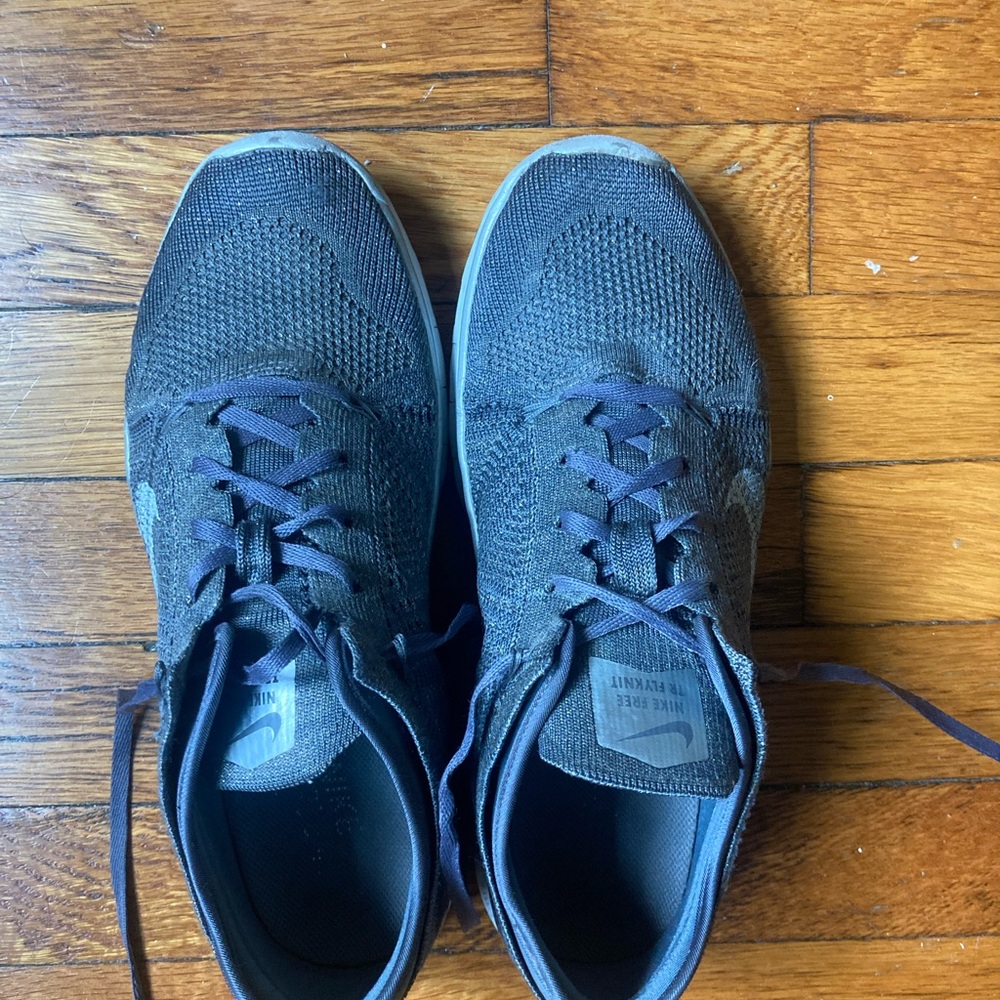 Nike Free 5.0 running shoes